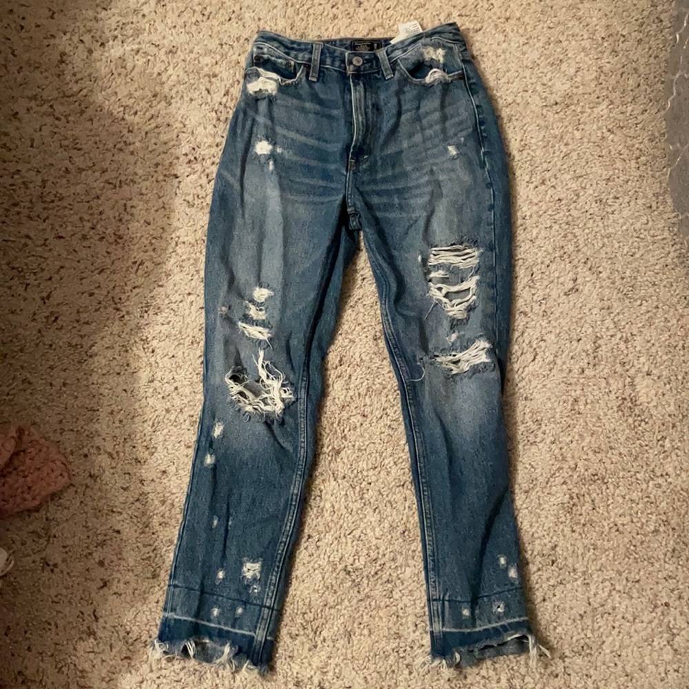 Abercrombie girlfriend jeans